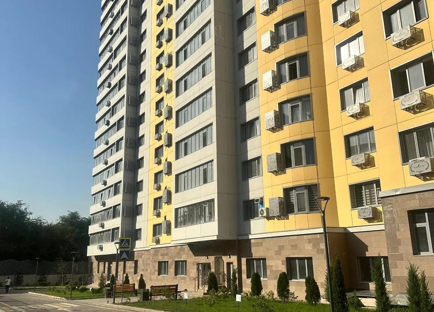 Comfort Class Two-Room Apartment Rams Navoi Almaty