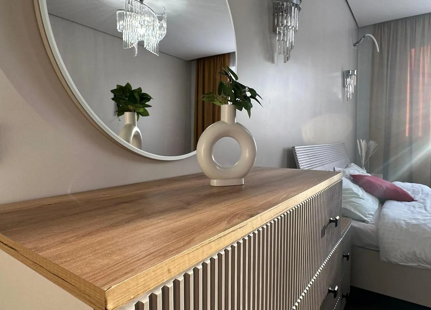 Comfort Class Two-Room Apartment Rams Navoi Almaty 0*,