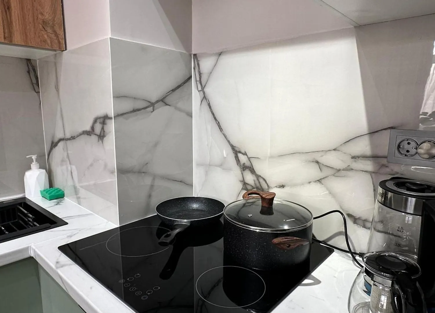 Comfort Class Two-Room Apartment Rams Navoi Almaty