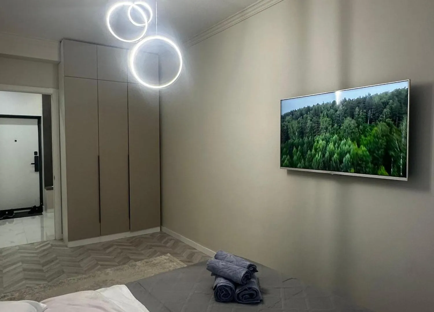 Comfort Class Two-Room Apartment Rams Navoi Almaty